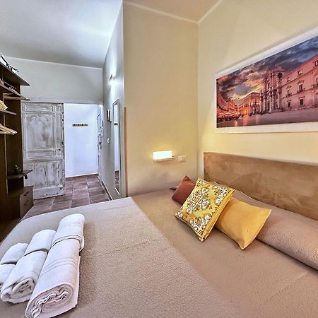 Case Triscele - B&B Syracuse Buitenkant foto